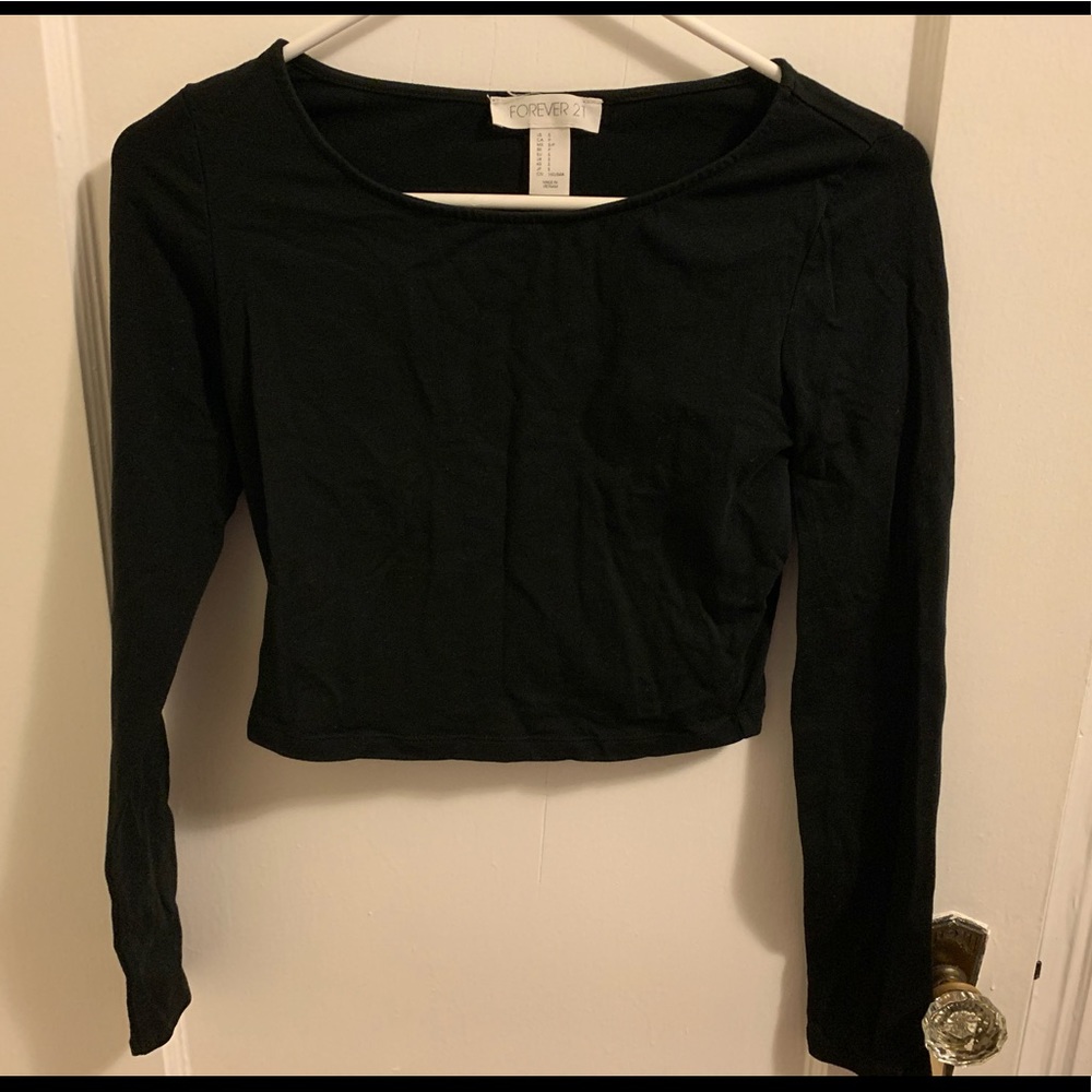 Black Long Sleeve Crop Top